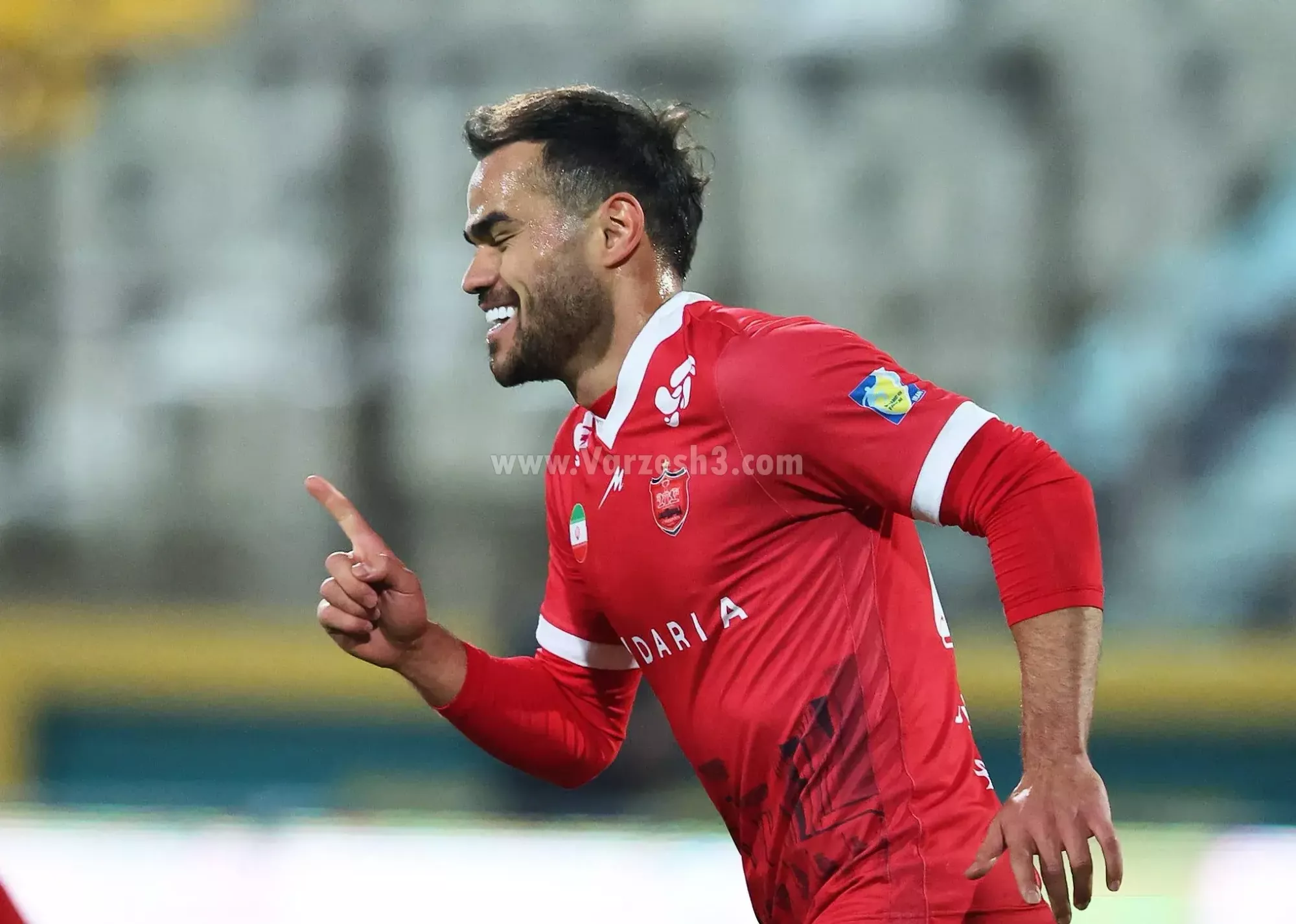 بازی خاص اورونوف از راه رسید