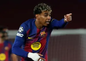 یامال در لیگ قهرمانان محروم شد