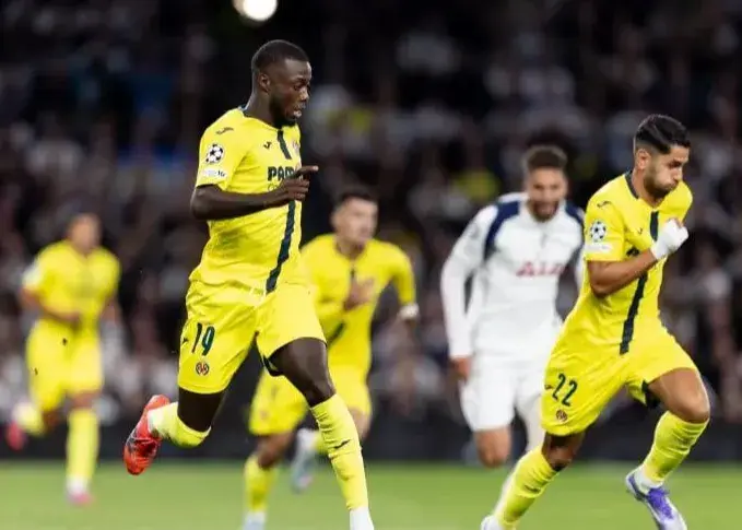 مقایسه جنجالی رونالدو و مسی با کاراکترهای انیمه!