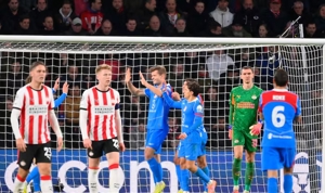 کری‌خوانی جالب مربی نروژی‌ها در قلب مادرید