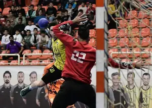 نبرد جذاب استقلال و سپاهان در کازرون