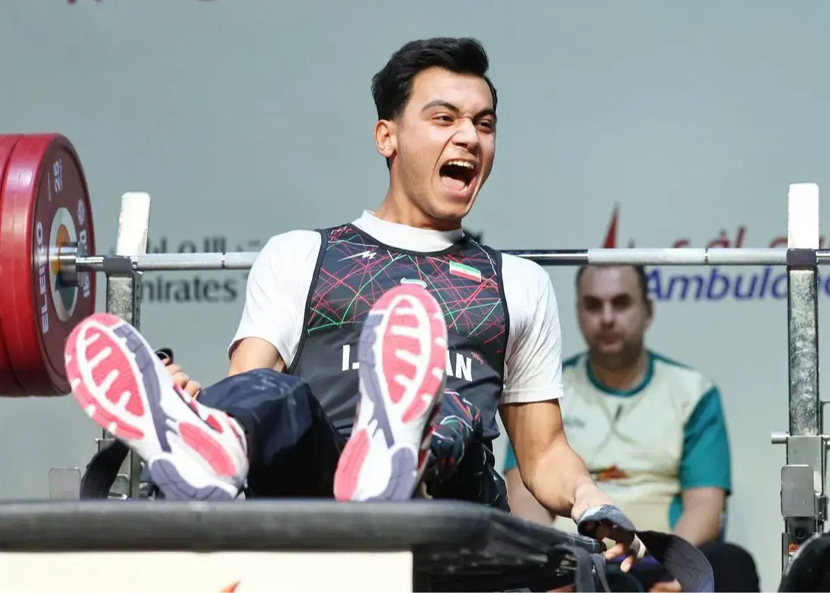 هت تریک طلایی پاراوزنه برداری با درخشش رشیدی