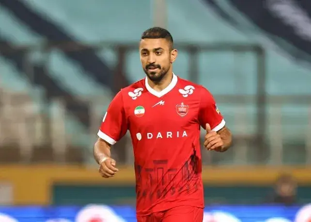 پاسخ کاظمیان به شادی جنجالی شجاع