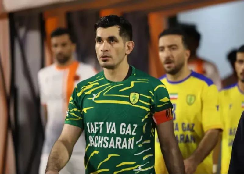 توضیحات دروازهبان خبرساز درباره گل عجیب لیگ یک!