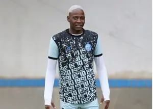 ساپینتو منتظر جنپو، موسی در انتظار اولین گل