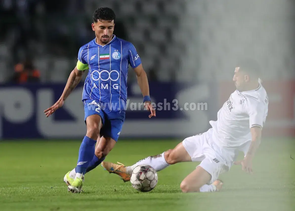 بازگشت بازوبند کاپیتانی اسقلال بر بازوی صالح