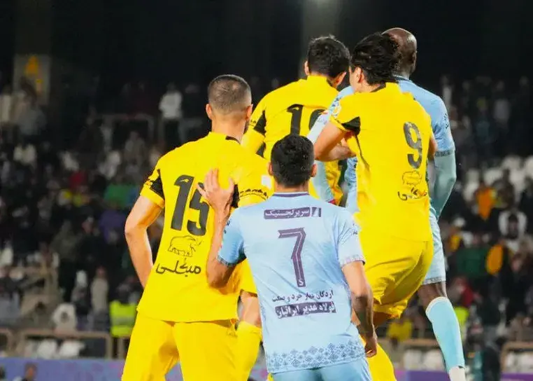 فجر 1 - چادرملو 2: اخباری در جمع بالانشینها