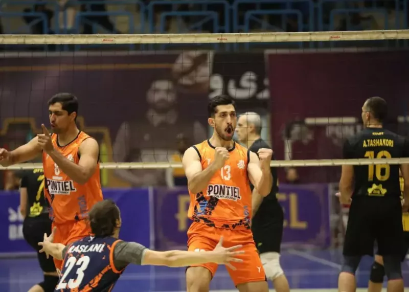 تیم بحران زده والیبال ایران بالاخره برد