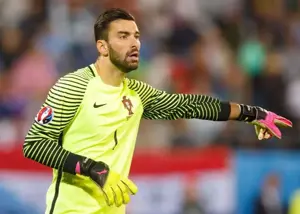 رسمی: خداحافظی دروازهبان پرتغالی از فوتبال