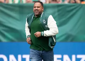 آقای گل چاق به فوتبال برگشت! (عکس)