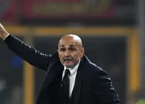 ممنون از هواداران که ما را هو کردند!