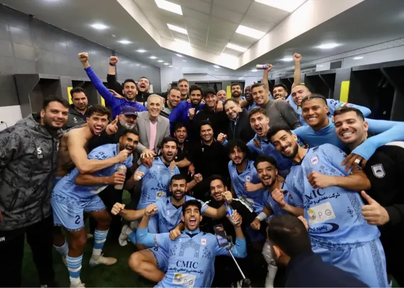 خوشحالترین رختکن هفته بعد از برد مهم در شیراز