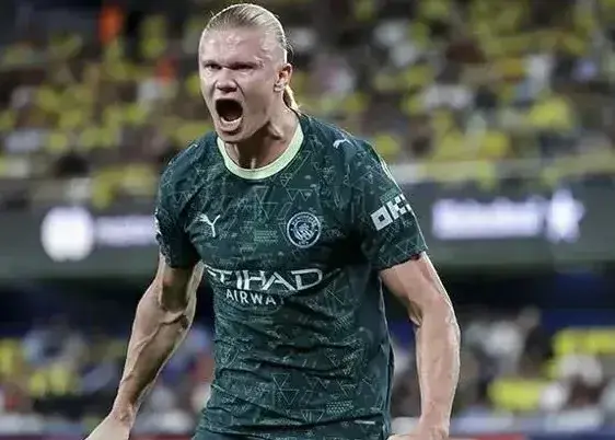 طعنه هالند به کاراگر به خاطر صلاح: پدرم هم میآورم!