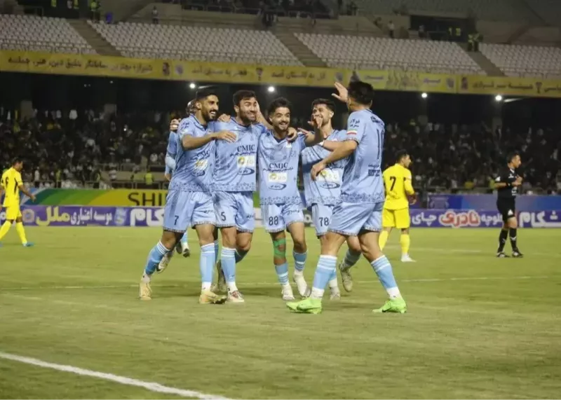 پرواز بلند سیروس برای اولین گل در چادرملو