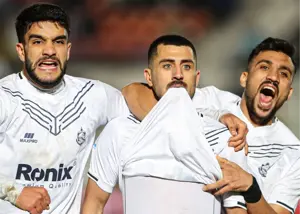 استقلال پس از ۵۳۳ دقیقه در جریان بازی گل خورد