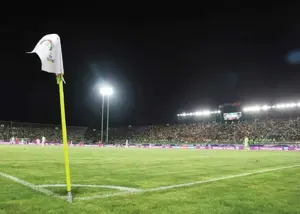 چمن تنها ورزشگاه تهران، هرروز خراب میشود!