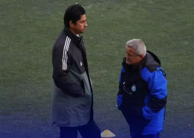 کنایههای تند و تیز مربی امید استقلال پس از دربی