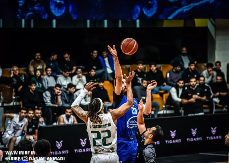 استقلال دیدار جنجالی لیگ بسکتبال را برد