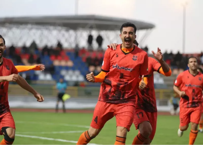 لیگ یک: مس پیش به سمت لیگ برتر