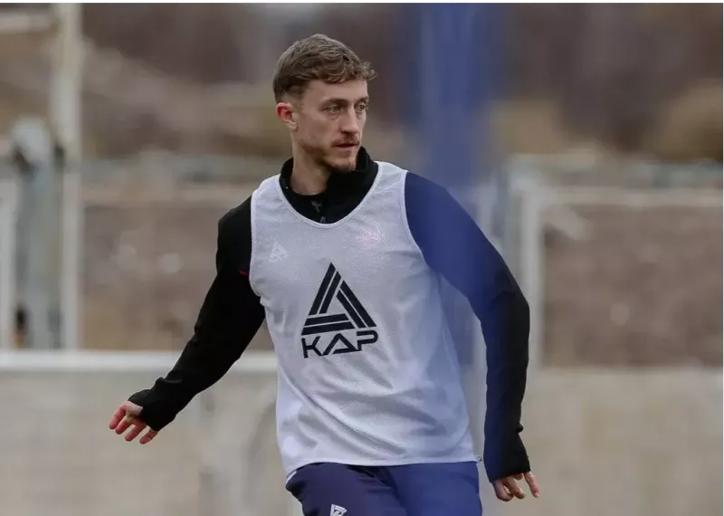 fvynie1e2.webp?w=800