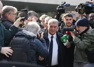 ادعای عجیب بارسا: گزارشها تهِ کمد مانده بود!