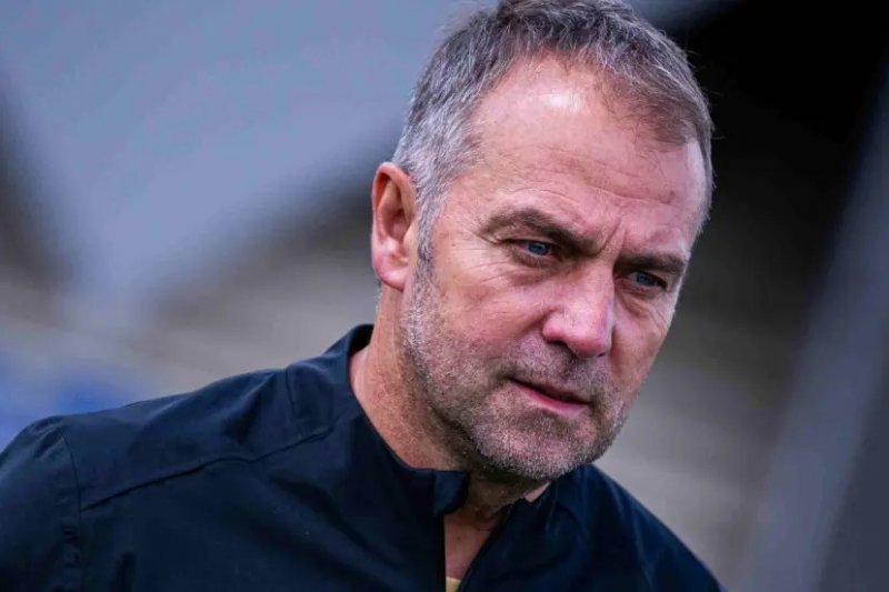 بزرگترین ماموریت بارسا: فلیک باید بماند