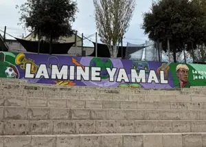 دیوارنگاره جنجالی یامال تخریب شد (عکس)