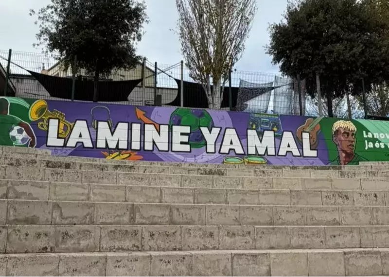 دیوارنگاره جنجالی یامال تخریب شد (عکس)