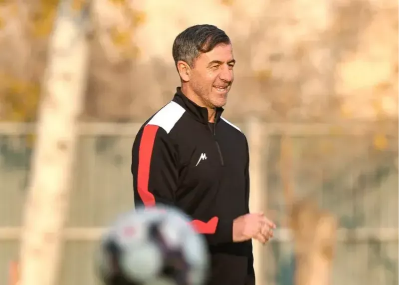 پرواز همزمان باکیچ کنار آقا کریم! (عکس)