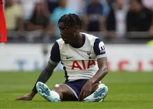 وحشت‌زده و افسرده‌ام: قراردادم را فسخ نکنید