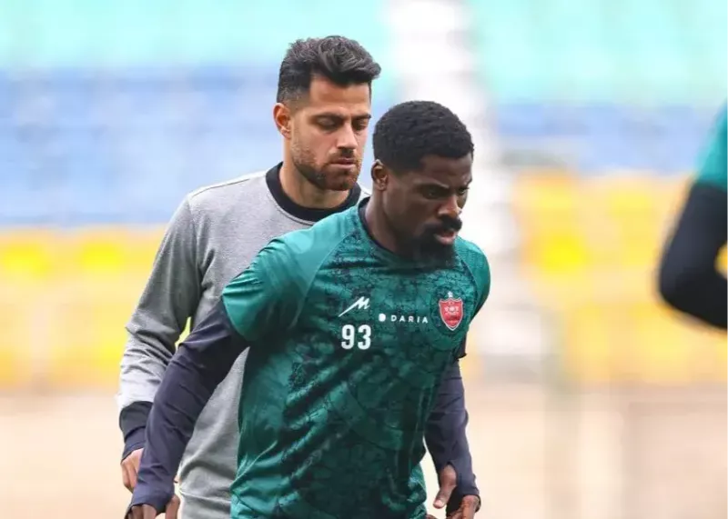 مدافع جنجالی پرسپولیس از لیست خط خورد!