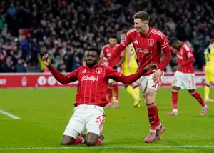 فاجعه یک دروازهبان: ویکاریو تاتنهام را نابود کرد