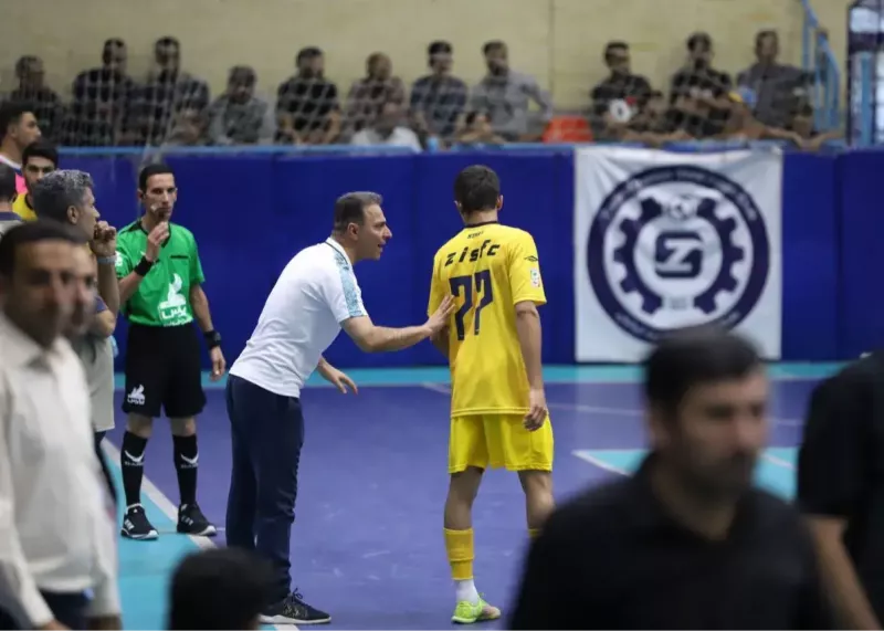 حمید بی غم: تاکتیک قدیمی، یار اضافه!