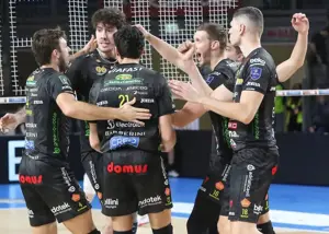 رفیق خانزاده: از تماشای ما لذت بردید