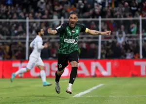 شلیک مهرداد به گوشه دروازه استقلال!