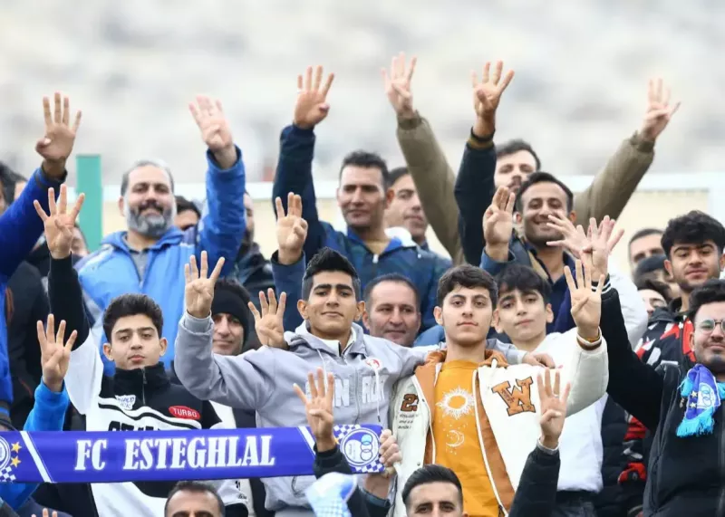 استقلالیها در خرمآباد تیم را تنها نگذاشتند