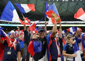 فیفا دزدِ سر گردنه است: جام جهانی نابود شد