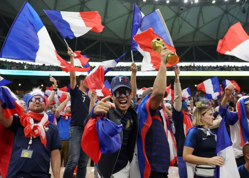 فیفا دزدِ سر گردنه است: جام جهانی نابود شد