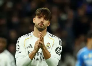 ستاره رئال از توهین‌ها به ستوه آمد