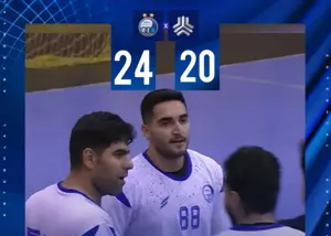 هندبال استقلال موقتا صدرنشین لیگ