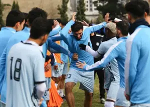 استقبال ویژه از آقاسی در تمرین استقلال(عکس)