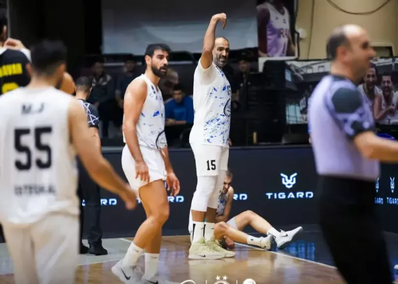 کتف بازیکن استقلال در رفت و دوباره بازی کرد!