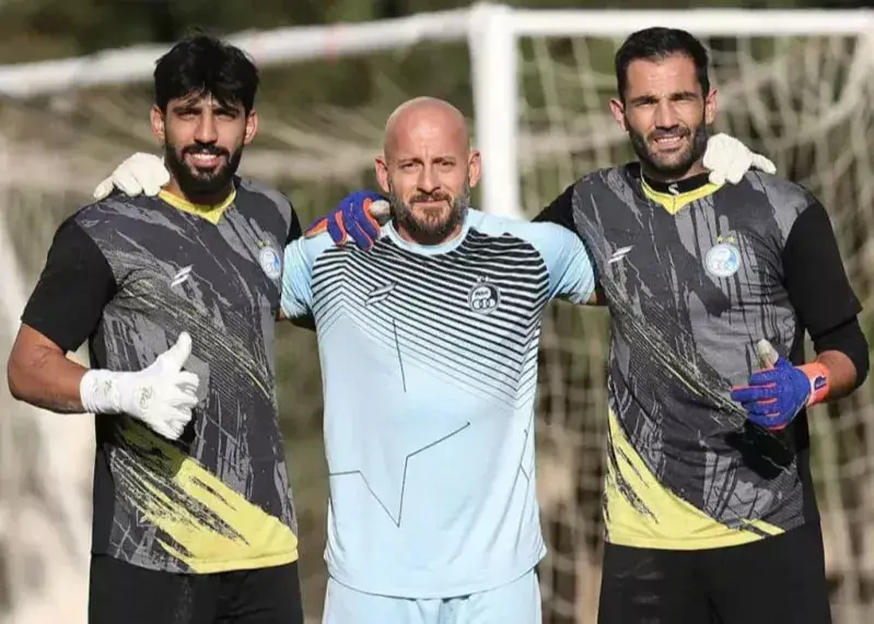 مربی مضروب استقلال، یکروز پس از حادثه!(عکس)