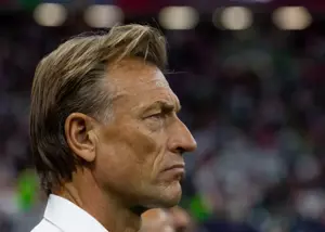 انتقاد شدید خبرنگار سعودی: رنار را اخراج کنید