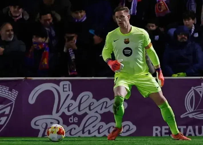 تراشتگن جواب فلیک را داد