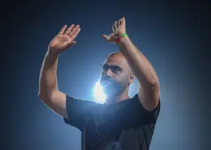 فقط در ملوان: تشویق مازیار پس از شکست چهار گله