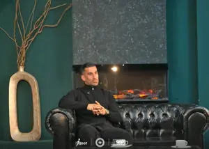 حاج‌صفی: من ایموجی عصبی قرمز هستم!