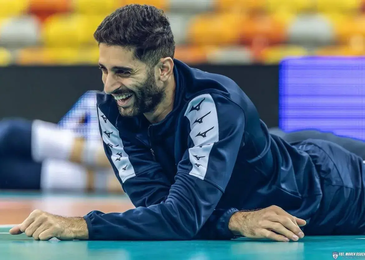 میلاد عبادی‌پور امشب به معجزه نیاز دارد