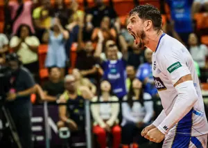 پاسور افسانه‌ای و رویایی که همچنان زنده ماند