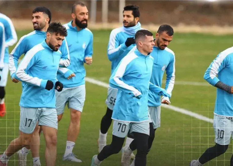 ساپینتو با استقلالیها اتمام حجت کرد(عکس)